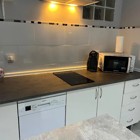 Дом отдыха Adrian *